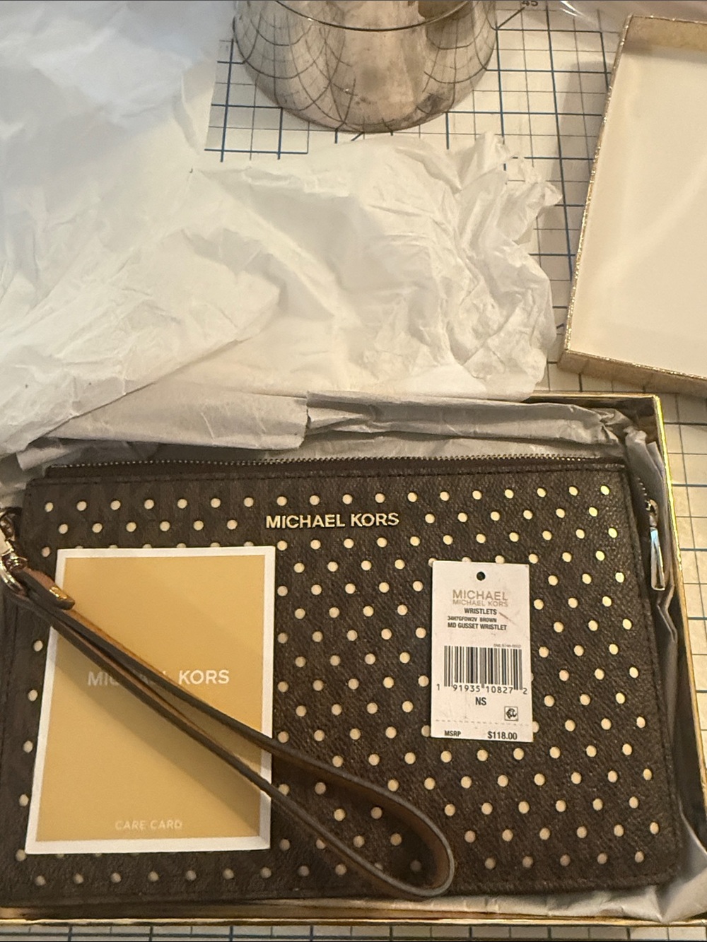 Michael Kors Studded Signature Wristlet Clutch – Brown – Brand New, 2017, VEGAN - Picture 14 of 15